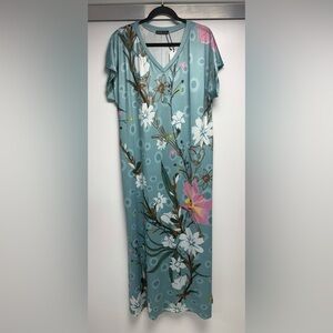 Floral Maxi Dress in Blue with Flower Design